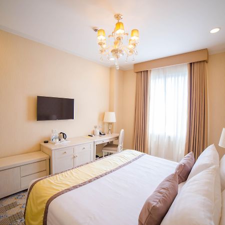 Rizal Park Hotel Маніла Екстер'єр фото