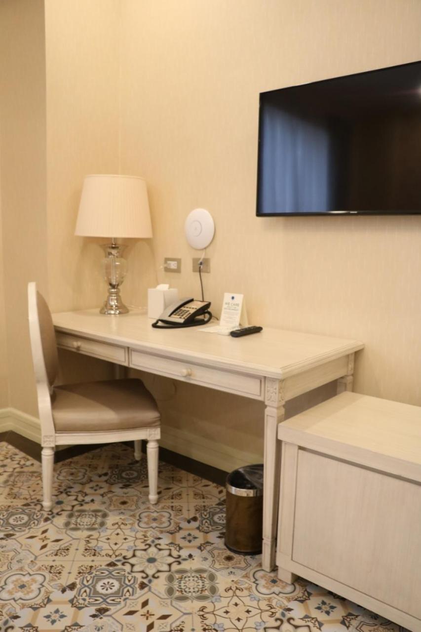 Rizal Park Hotel Маніла Номер фото